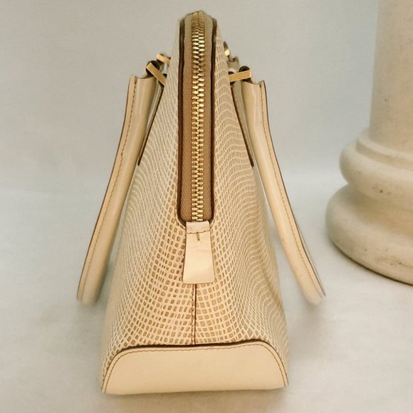 AUTHENTIC Salvatore Ferragamo Gancio Cream Shoulder Bag - Picture 8 of 13